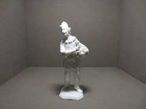 Pulcinella with Gnocchi - Austira, Vienna, State Factory, c. 1744-1750, Hard-paste porcelain, Modeller: unknown